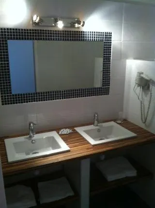 Costa Hotel 2*