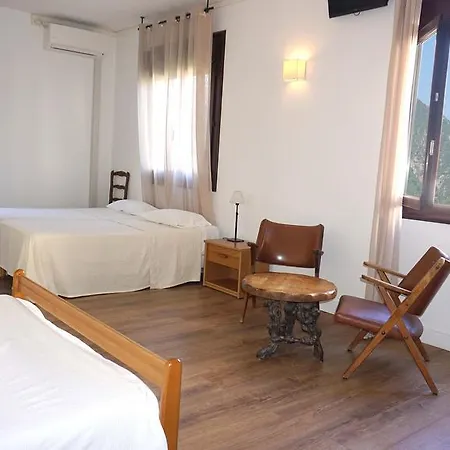 Costa Hotel 2*
