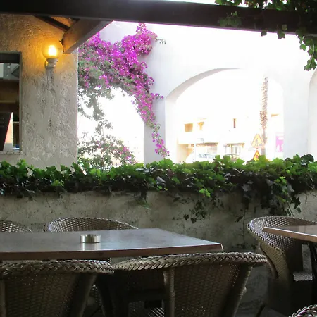 Hotel Costa 2*