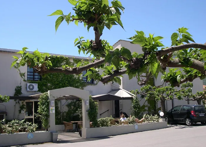 Costa 2* モリアニ・プラージュ