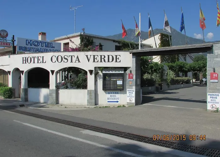 Costa 2*